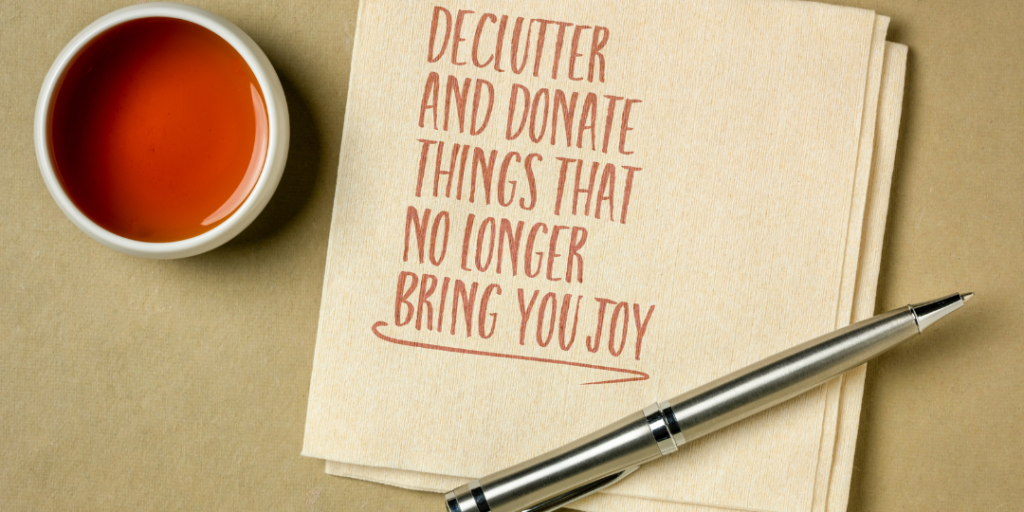 Decluttering  tips for beginners - declutter and donate